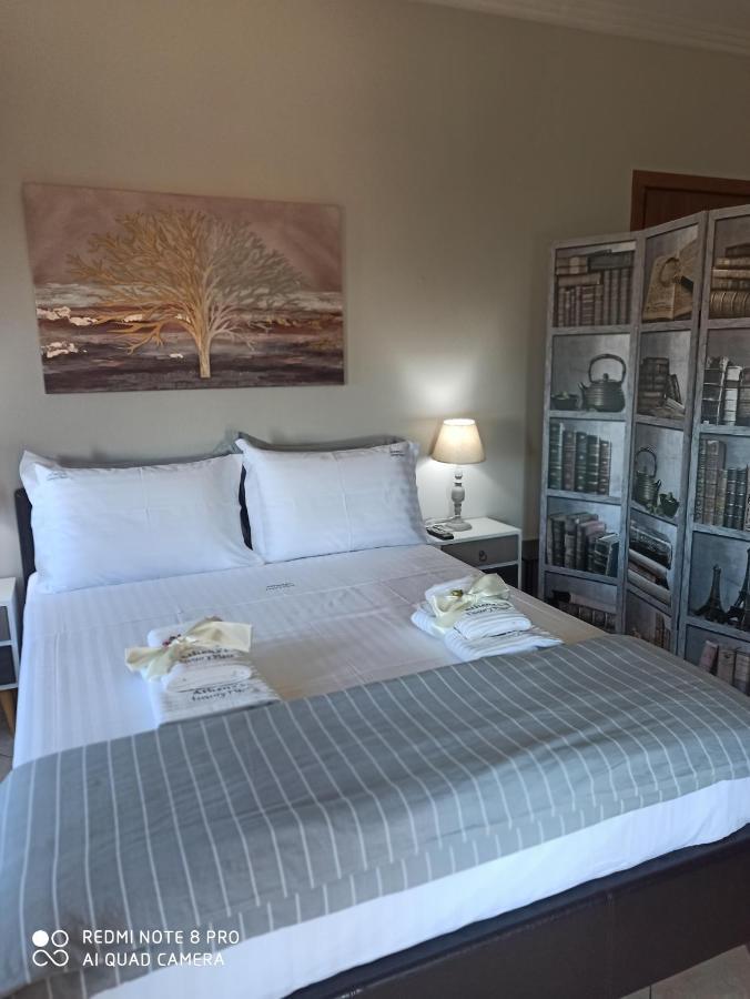 Athena'S Luxury Place Agria Bagian luar foto