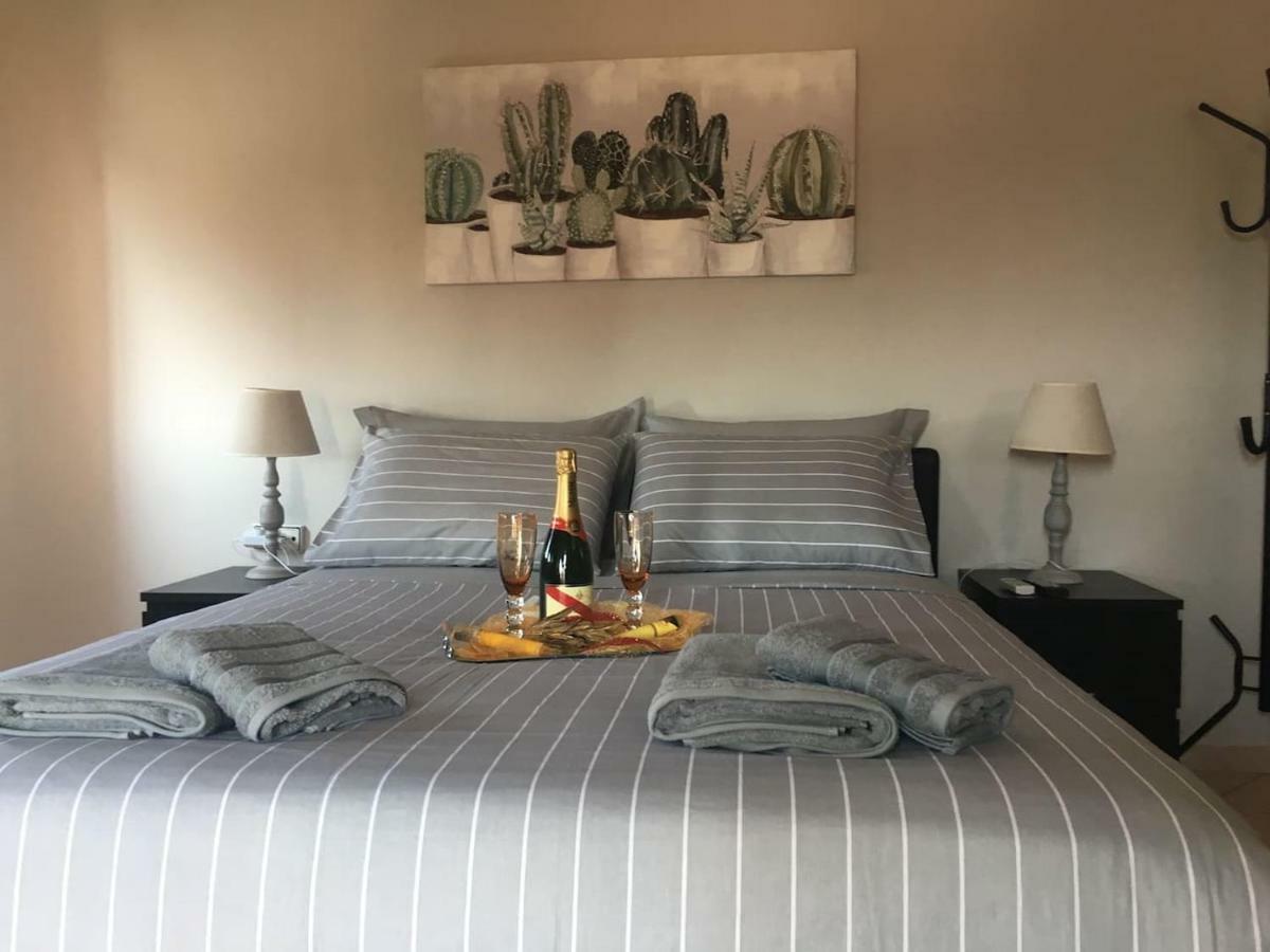 Athena'S Luxury Place Agria Bagian luar foto